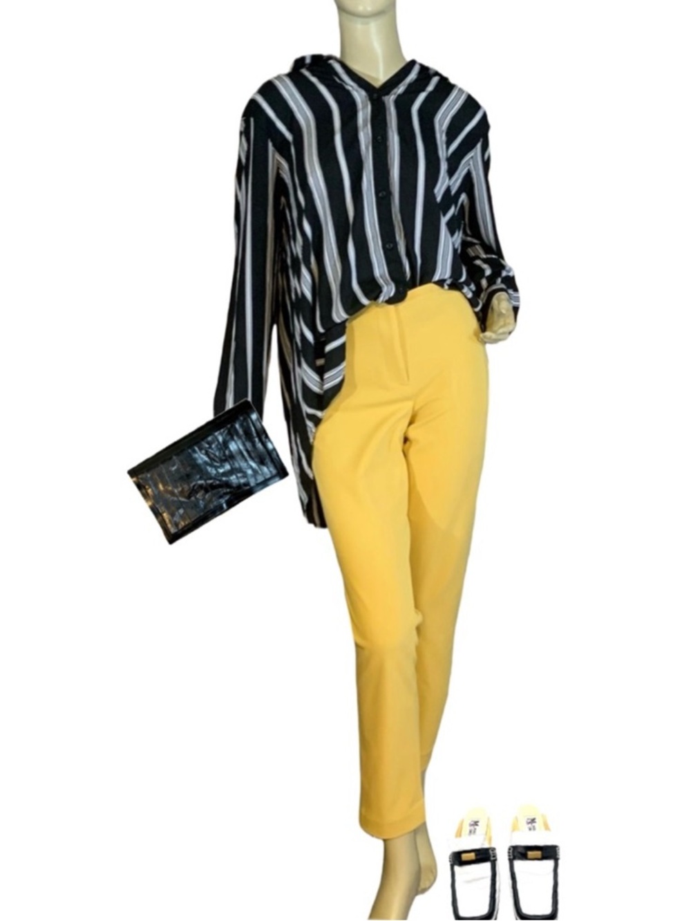 AVENUE BLACK & WHITE STRIPED BUTTON DOWN BLOUSE (18/20)